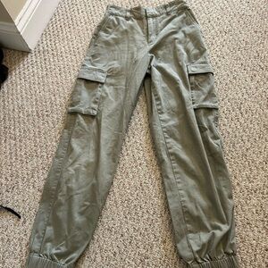 Forever 21 green cargo pants